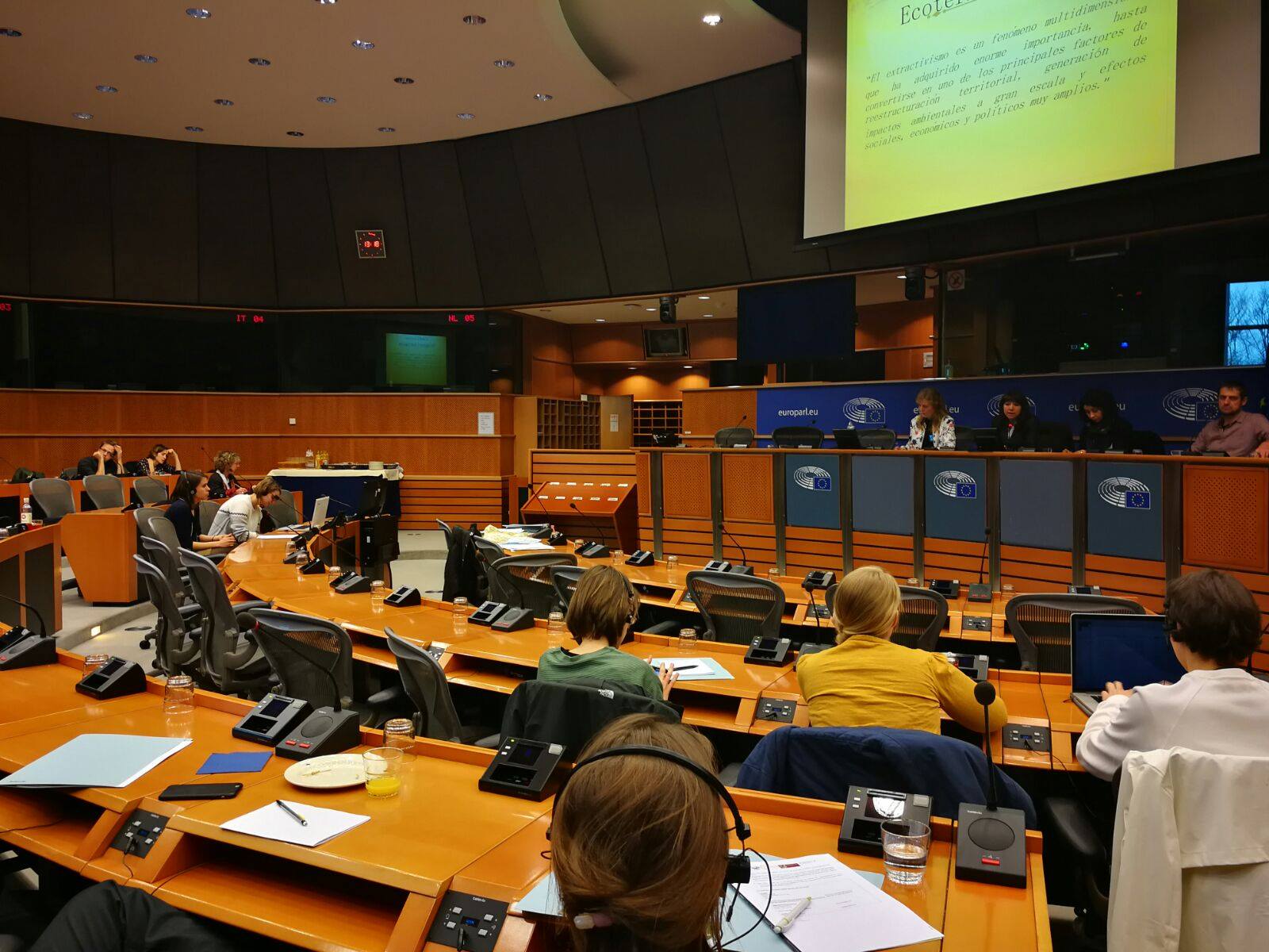El parlamento europeo aprueba resolución sobre “Mujer, igualdad de género y justicia climática”