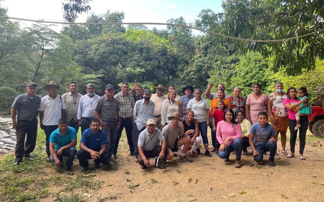 Intercambio sobre buenas prácticas de gestión del agua y las microcuencas en el sur de Honduras