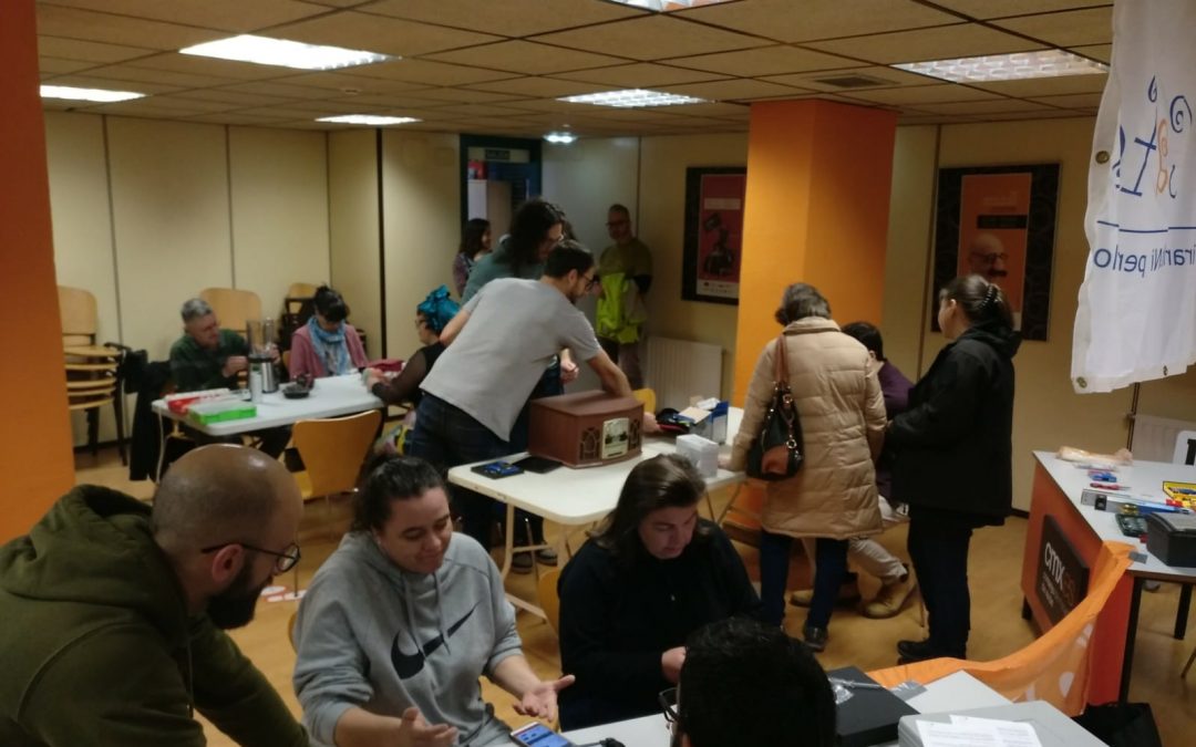 Organizamos junto al Conseyu de Mocedá un Repair Café en Gijón