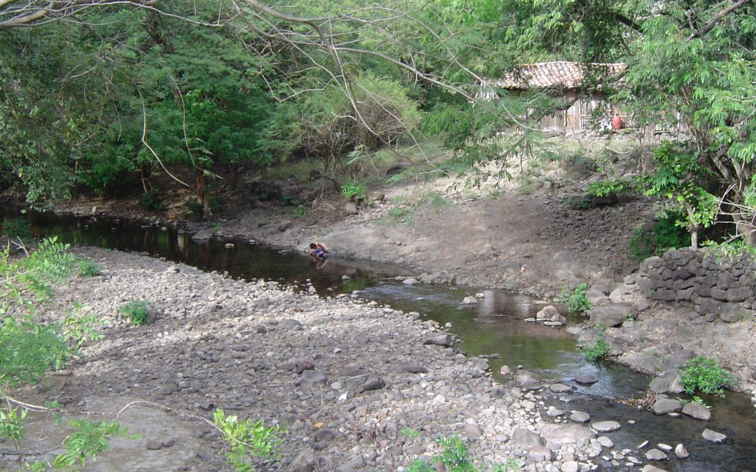 Microcuencas y nanocuencas. Conceptos de ordenación de los recursos hídricos en Honduras