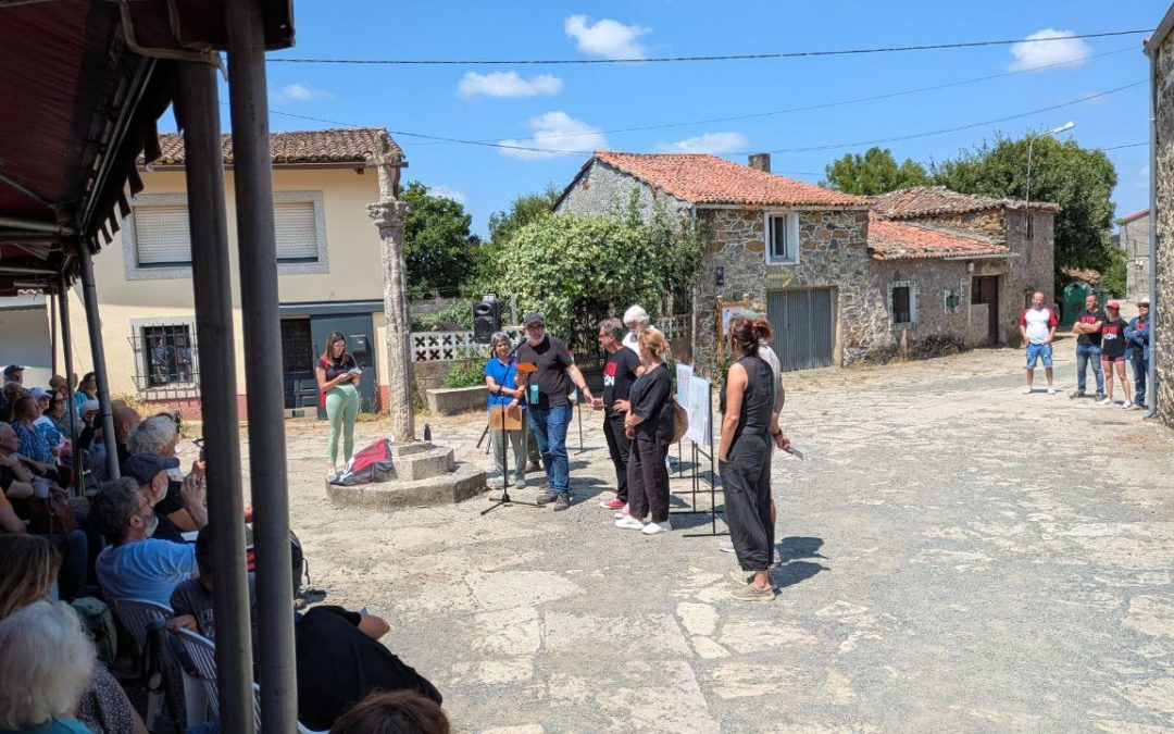 ESF no Encontro de profesionais pola defensa do territorio. Queremos un territorio para coidar a vida