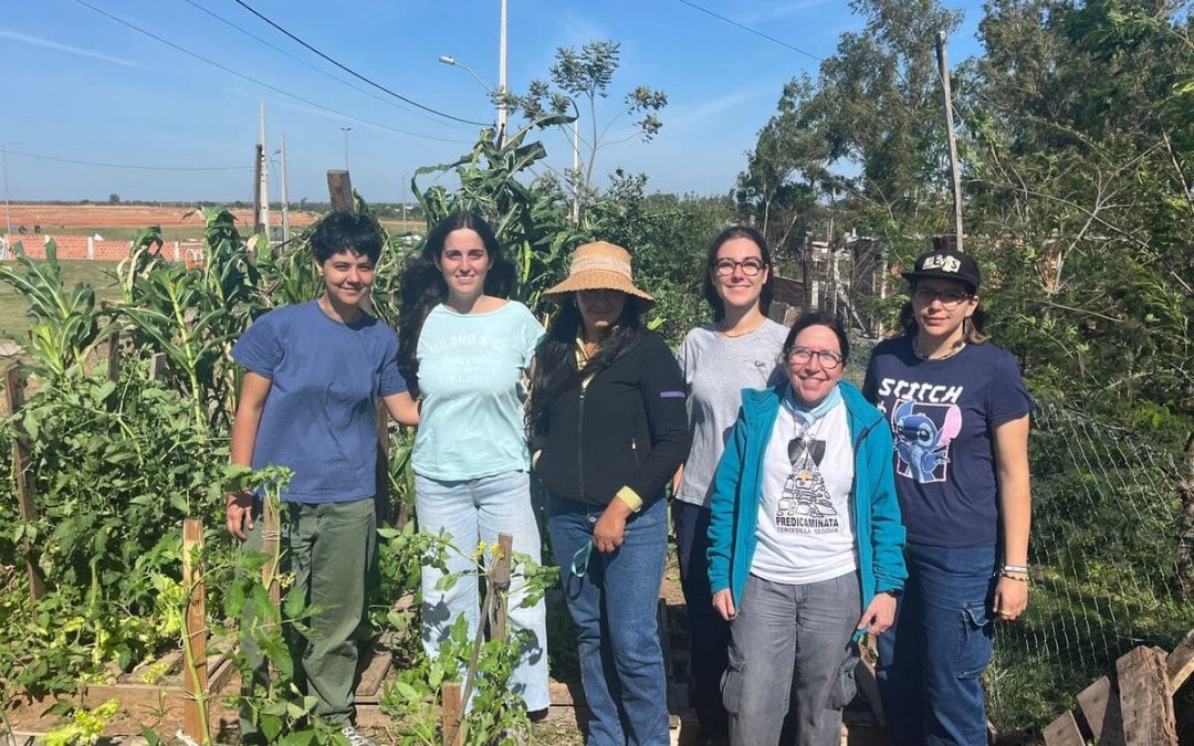 Aliances per la sobirania alimentària: recuperem l’hort comunitari del barri Temporal, a Asunción, Paraguai