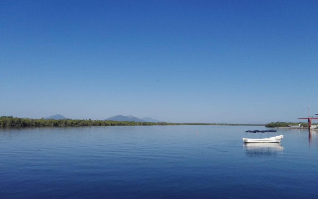 Crónicas dende Honduras. Belén II. Solpor entre amizades