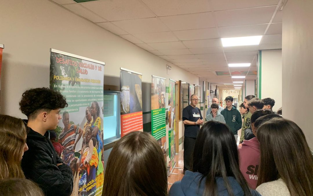 Nueva casa para la exposición Guinea-Conakry: Tejiendo futuro, formación y empoderamiento