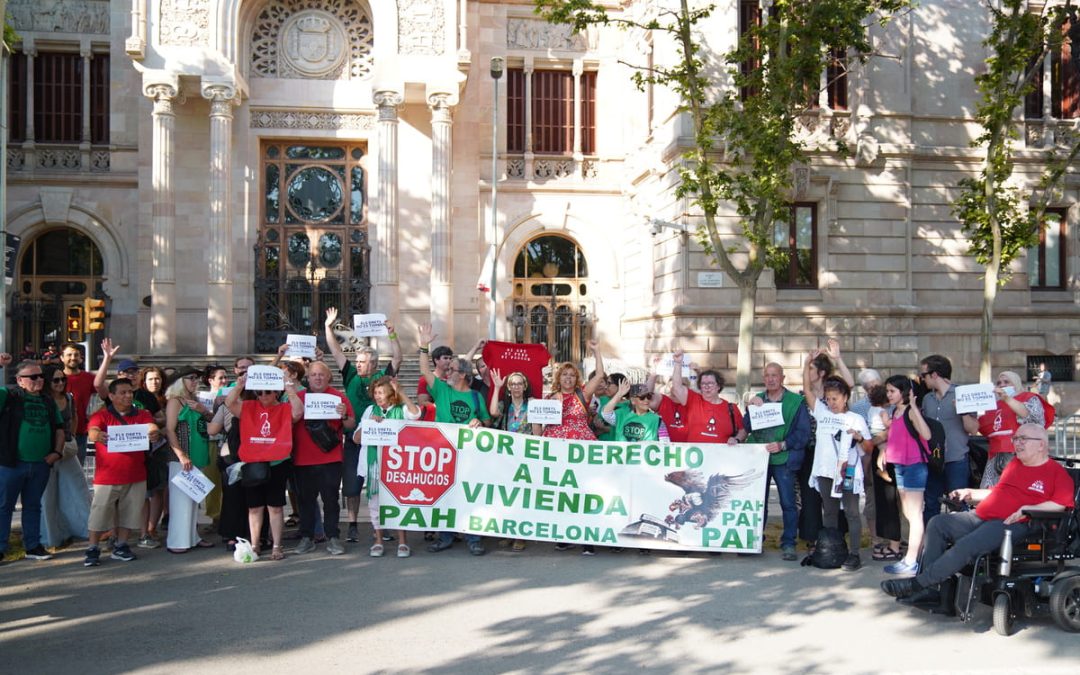 El Tribunal Constitucional deja miles de hogares catalanes desprotegidos ante los cortes de suministro